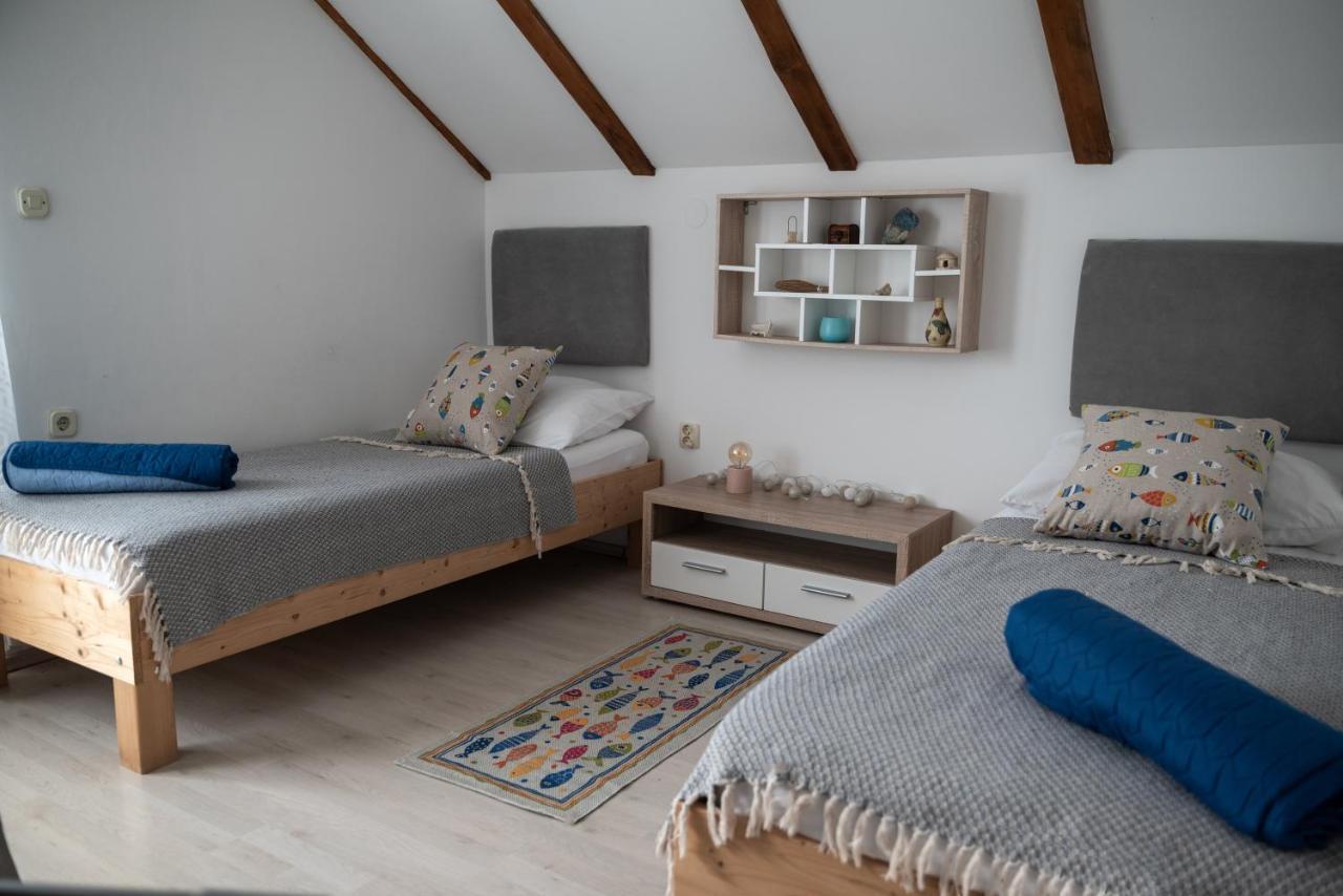 Apartman Milutin Vrsi Eksteriør bilde