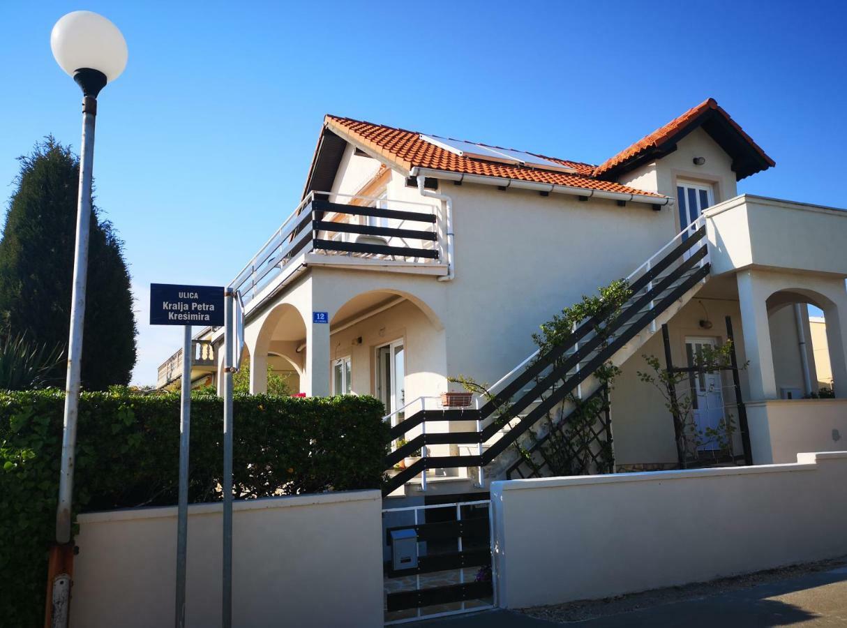 Apartman Milutin Vrsi Eksteriør bilde